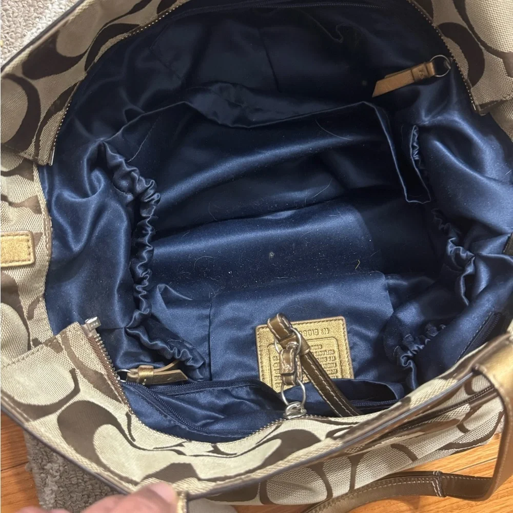 Coach discover elegance